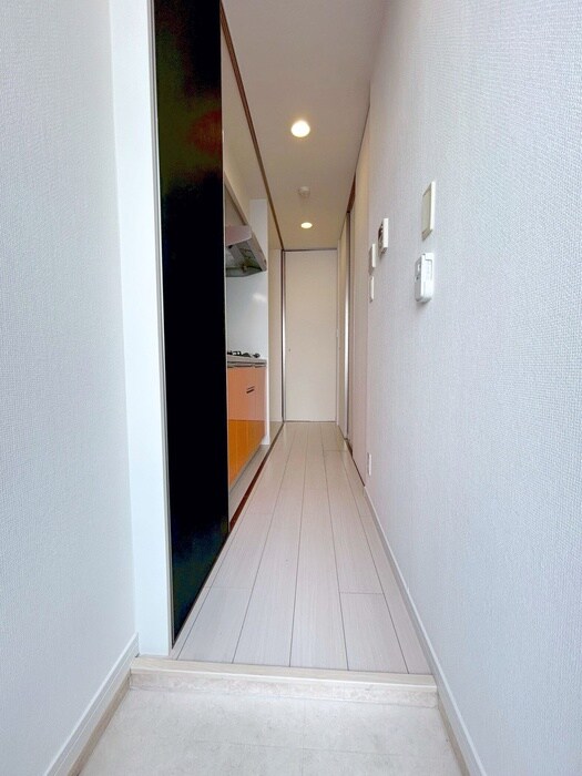 物件内観写真19　(廊下)