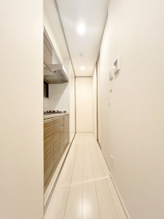 物件内観写真20　(廊下)