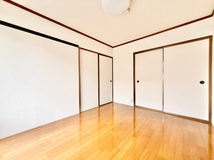 物件内観写真18　(居室)