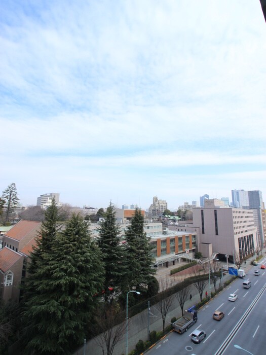 物件内観写真19　(室内からの展望)