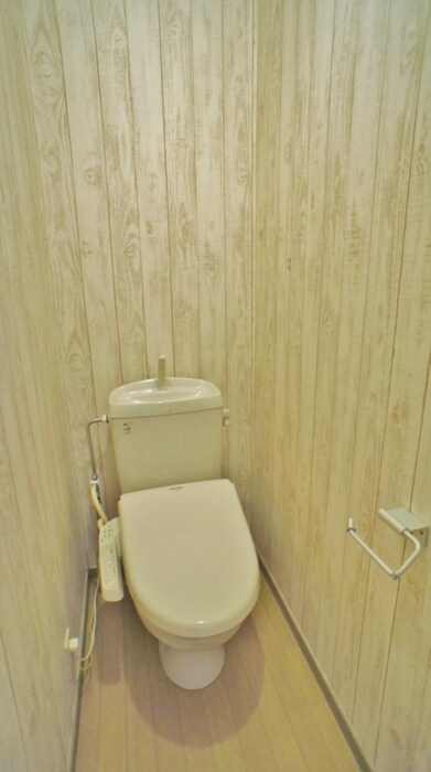 物件内観写真12　(トイレ)