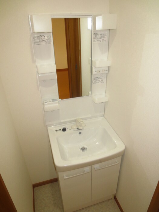 物件内観写真14　(洗面)