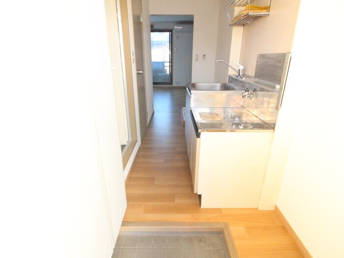 物件内観写真22　(玄関)