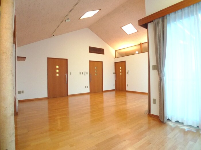 物件内観写真6　(居室)