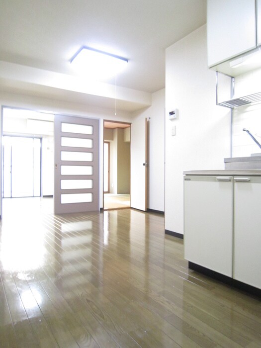 物件内観写真9　(居室)