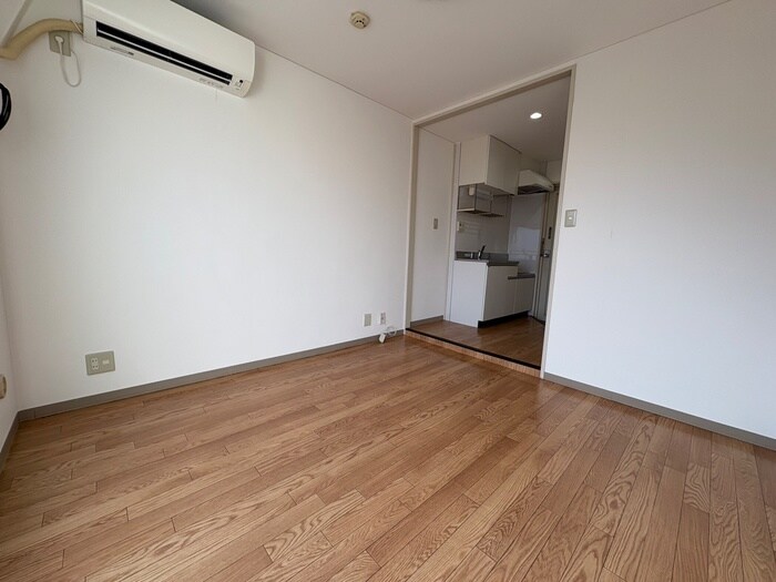 物件内観写真10　(居室)