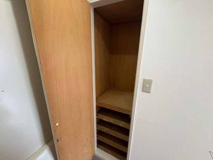 物件内観写真11　(靴箱)