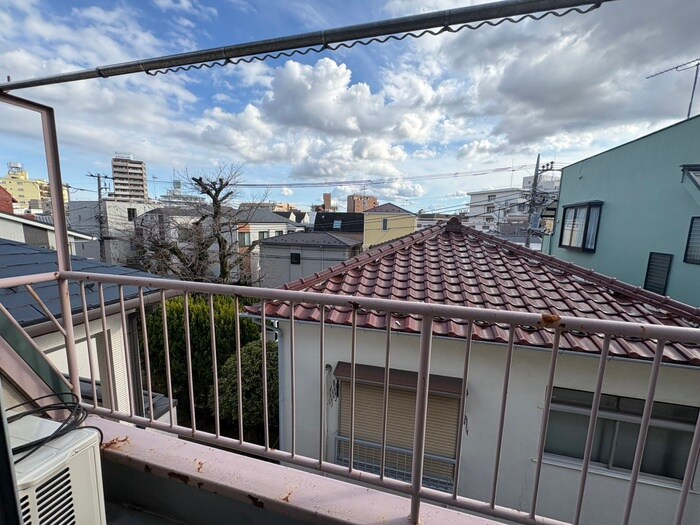 物件内観写真11　(室内からの展望)