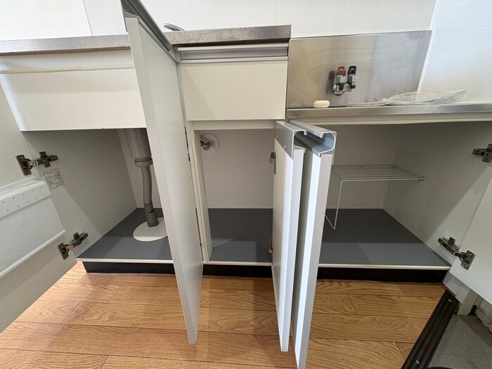 物件内観写真18　(収納)