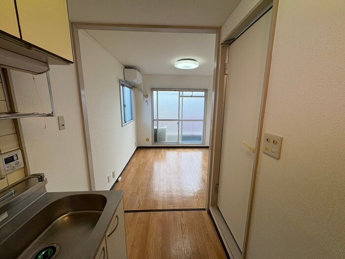 物件内観写真19　(居室)