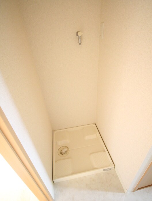 物件内観写真20　(洗濯機置場)