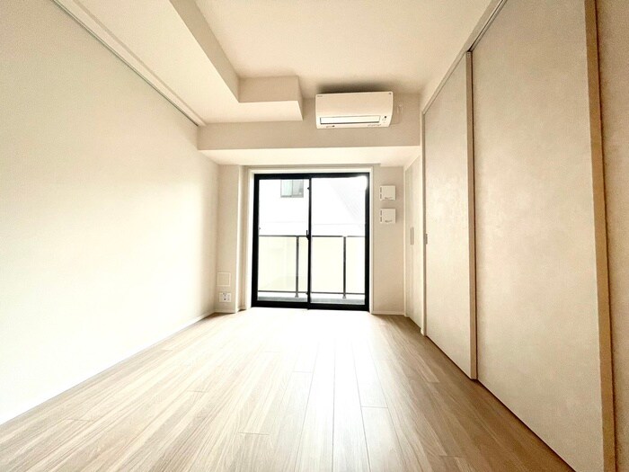 物件内観写真8　(居室)