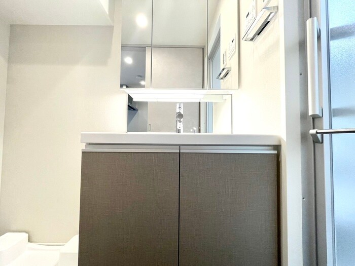 物件内観写真13　(洗面)