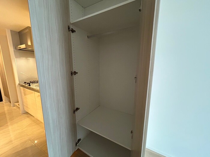 物件内観写真10　(収納)