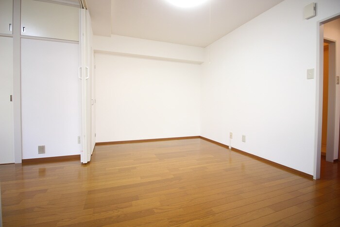 物件内観写真11　(居室)