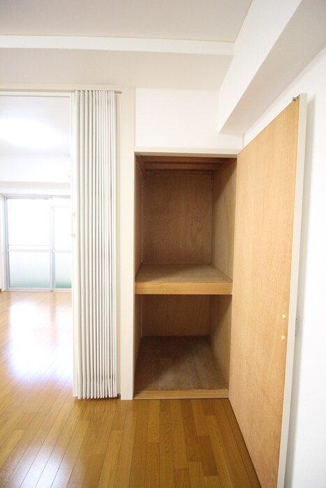 物件内観写真20　(収納)