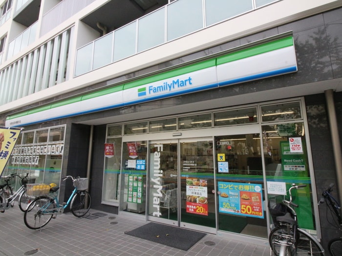 ファミリーマート中野弥生町店