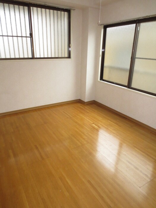 物件内観写真12　(居室)