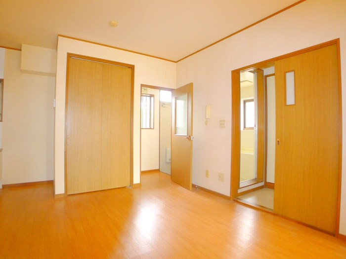 物件内観写真22　(廊下)