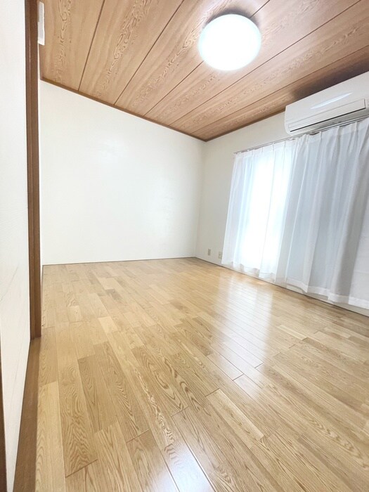 物件内観写真7　(居室)