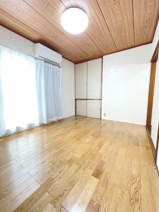 物件内観写真9　(居室)