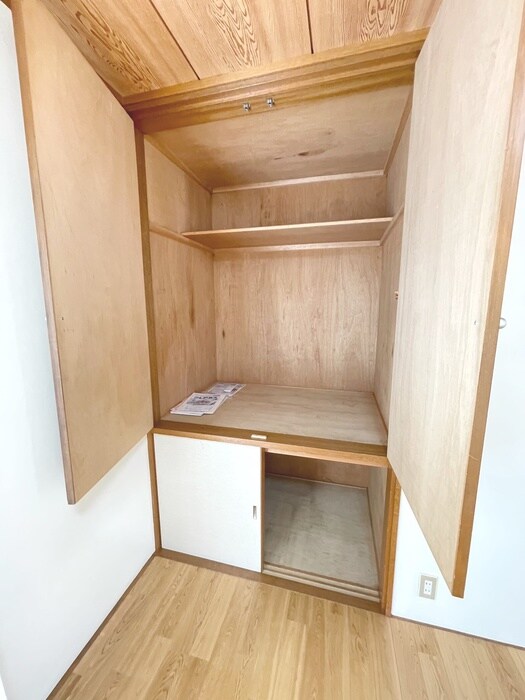 物件内観写真10　(収納)