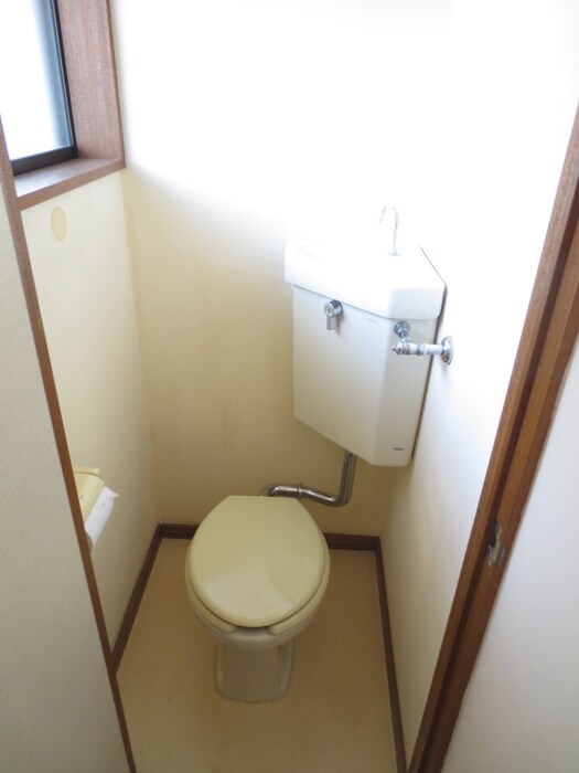 物件内観写真13　(トイレ)