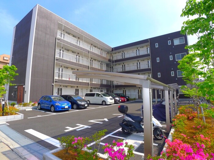 物件外観写真2　(駐車場)