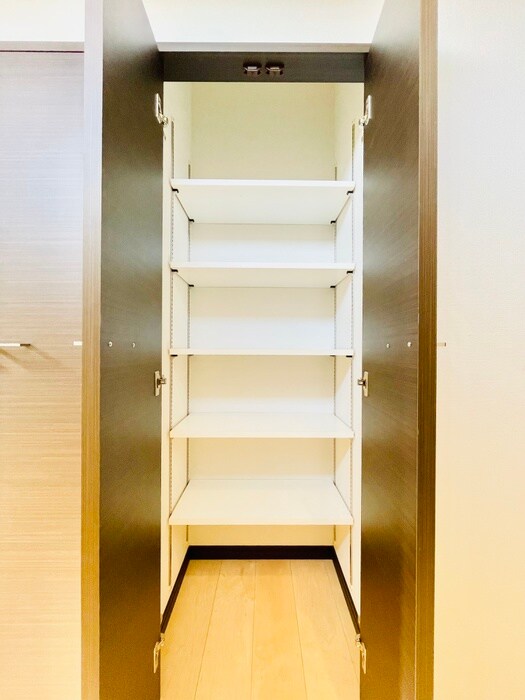 物件内観写真18　(靴箱)