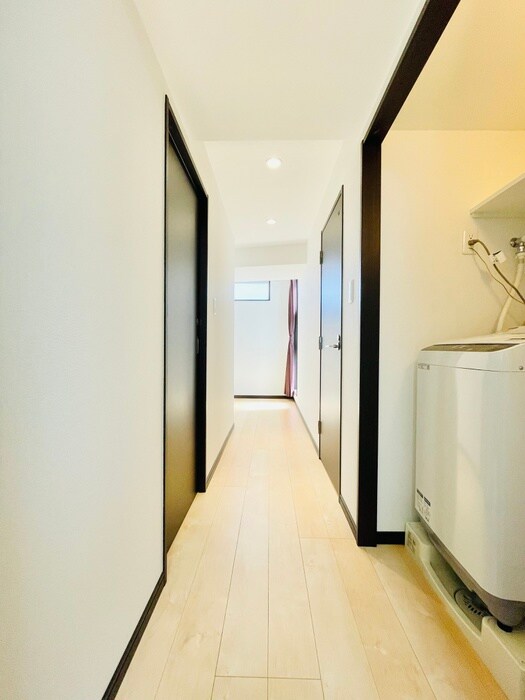 物件内観写真19　(廊下)