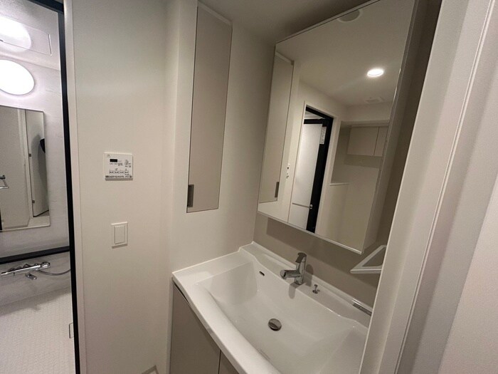 物件内観写真11　(洗面)