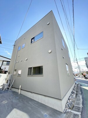 八幡4丁目住宅外観写真