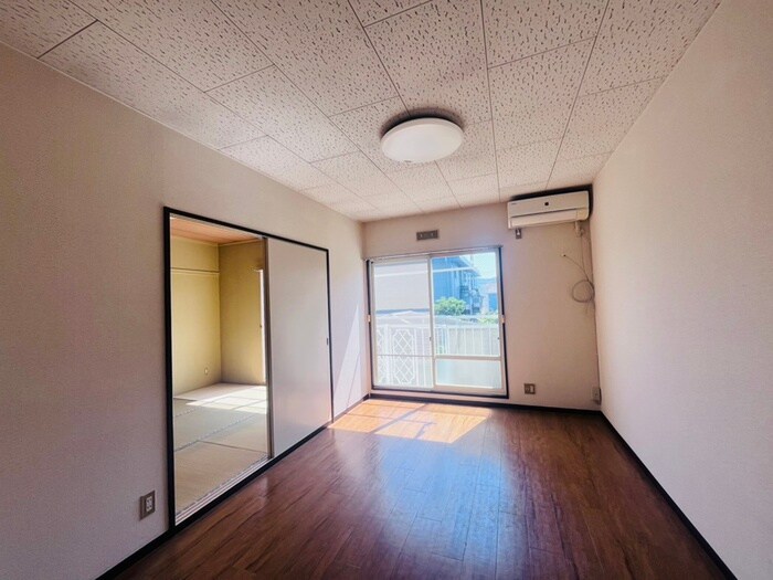 物件内観写真8　(居室)