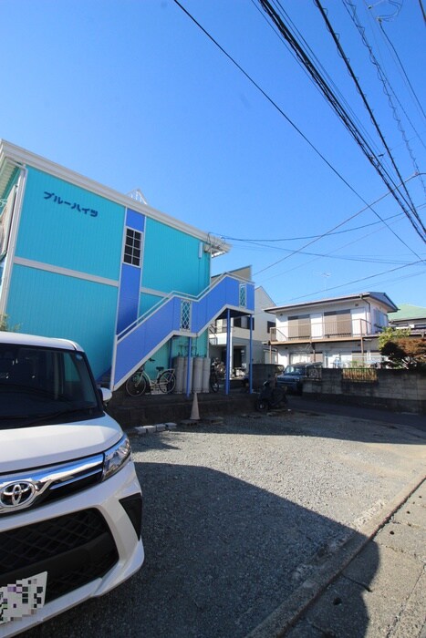 物件外観写真4　(駐車場)