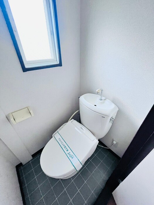 物件内観写真18　(トイレ)