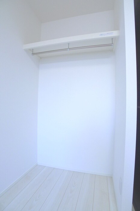 物件内観写真8　(収納)