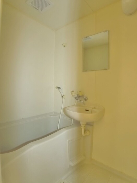 物件内観写真13　(バス／シャワールーム等)