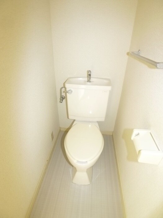 物件内観写真16　(トイレ)