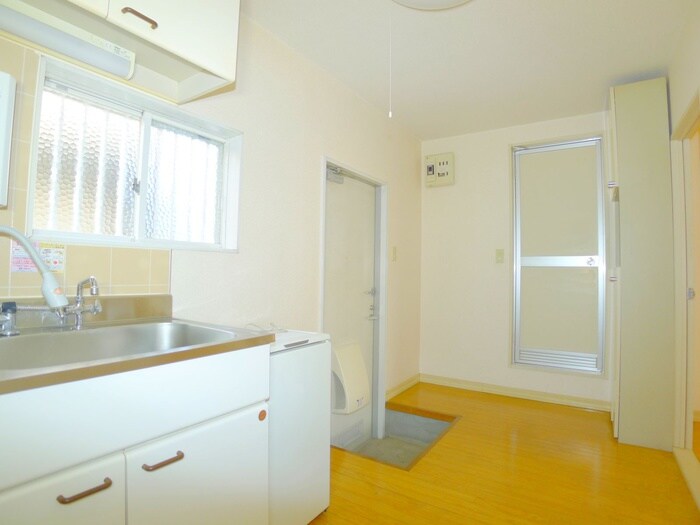 物件内観写真8　(居室)