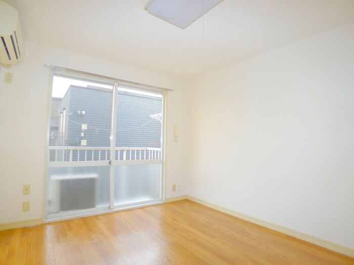 物件内観写真14　(居室)