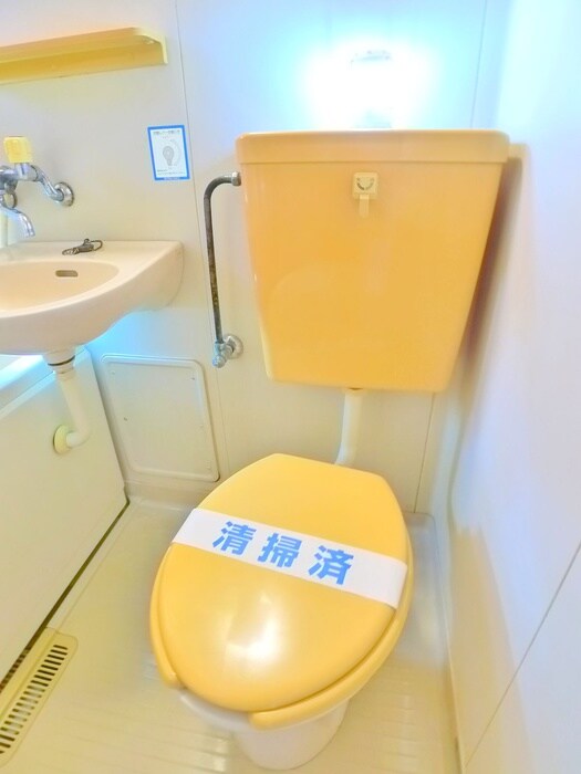 物件内観写真17　(トイレ)