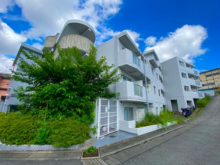 ｳｨﾝﾍﾞﾙﾃﾞｭｴｯﾄｶﾓｲ鴨居第１(104)外観写真