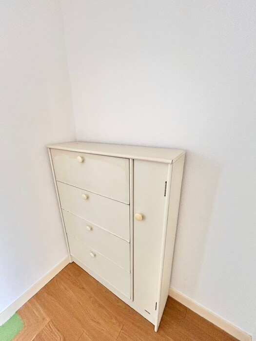 西ヶ谷ハイツの靴箱