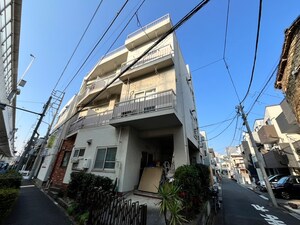 望月マンション外観写真