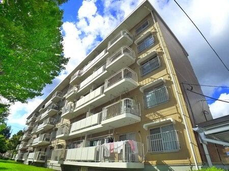 稲毛高浜北住宅１２号棟(３０１)外観写真