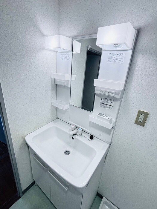 物件内観写真11　(洗面)