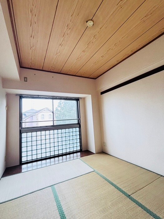 物件内観写真16　(居室)