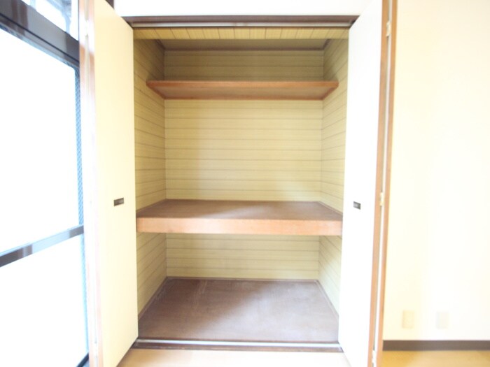 物件内観写真10　(収納)