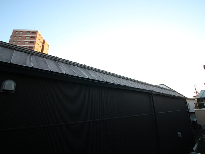 物件内観写真16　(室内からの展望)