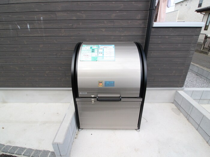 物件外観写真4　(建物設備)